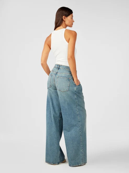 Linda Mid-Rise Pleated Wide Leg - Dusky Medium Indigo