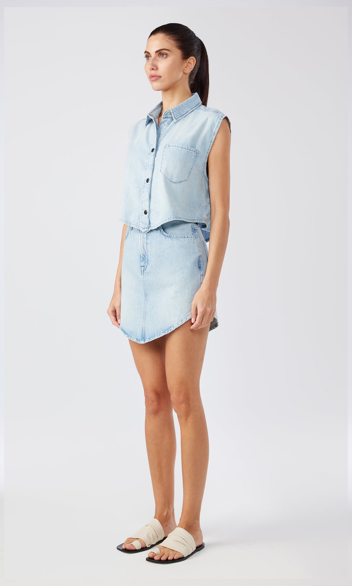 Ms. Hart Petal Hem Cropped Shirt - Summer Light Indigo