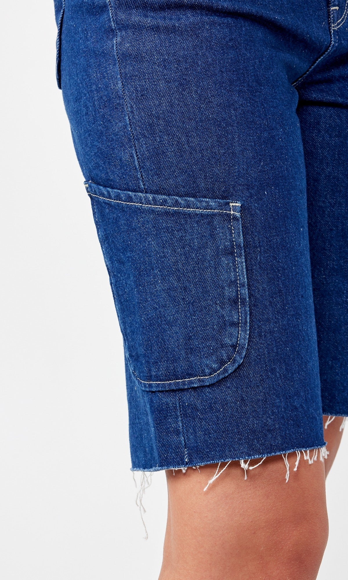 Ms. Cali Cut-Off Cargo Short Dark Indigo