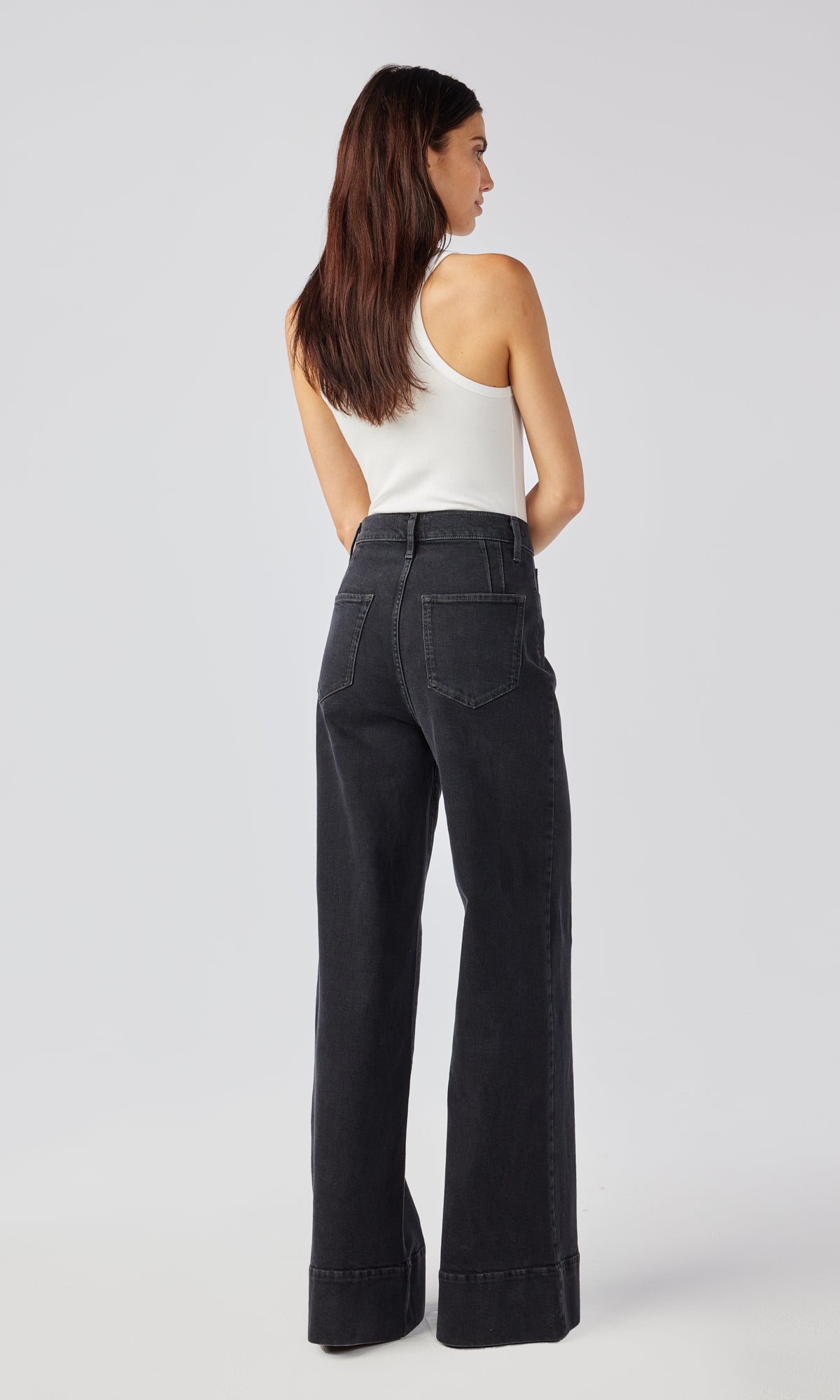 Ms. Onassis V-High Rise Wide Leg Jean
